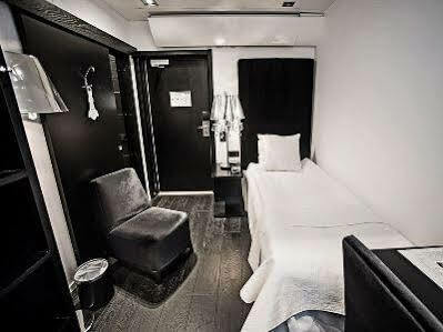The Lamp & 4* Norrköping